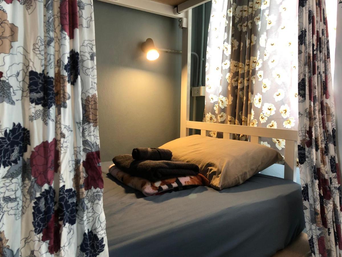 Nakara Hostel Ayutthaya Екстер'єр фото