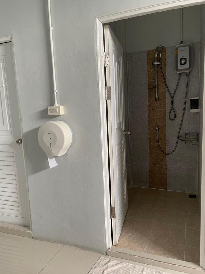 Nakara Hostel Ayutthaya Екстер'єр фото